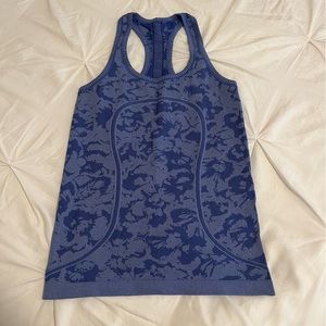 Lululemon ebb to street tank